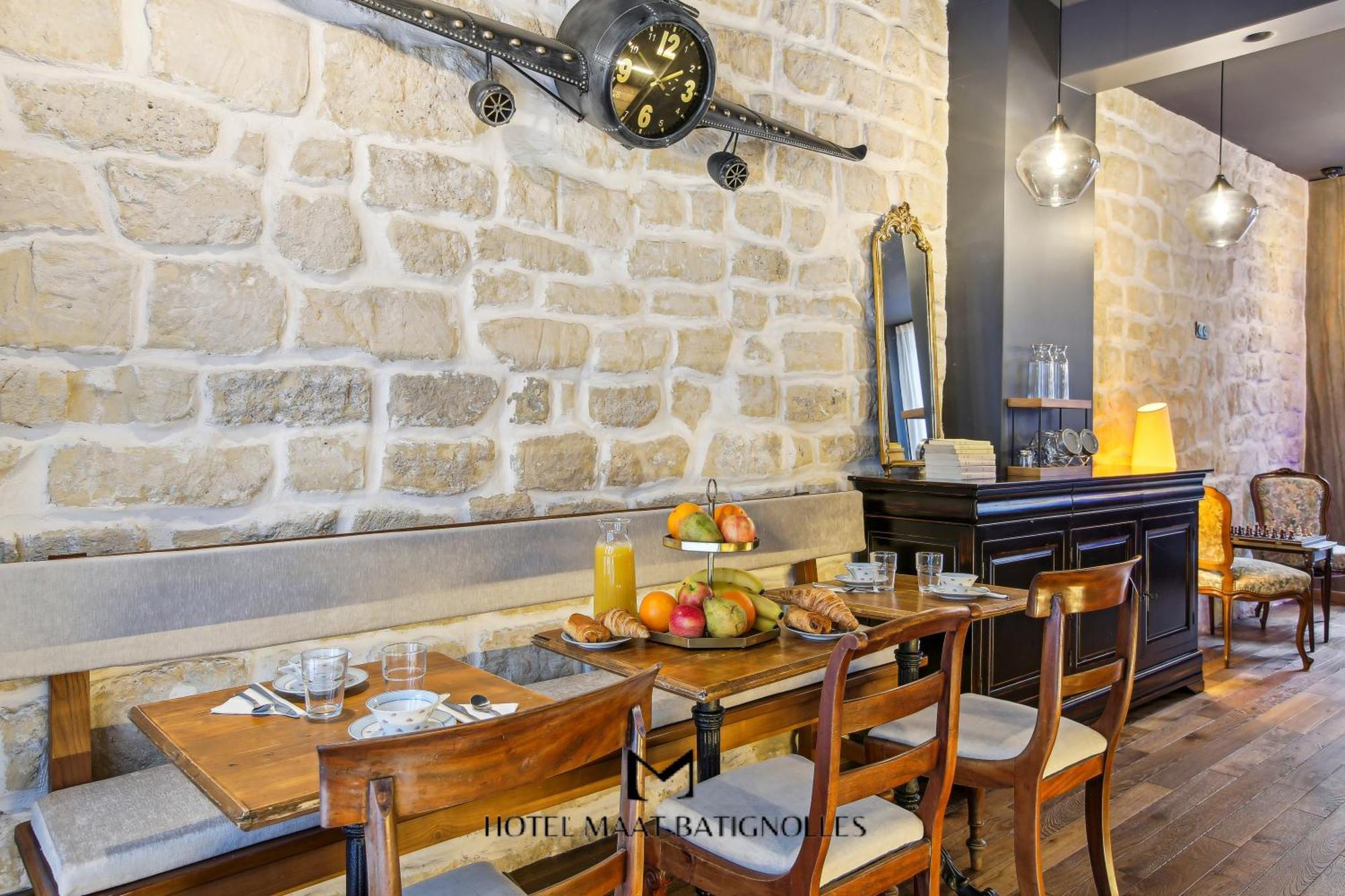 Hotel Maat Batignolles Paris Luaran gambar
