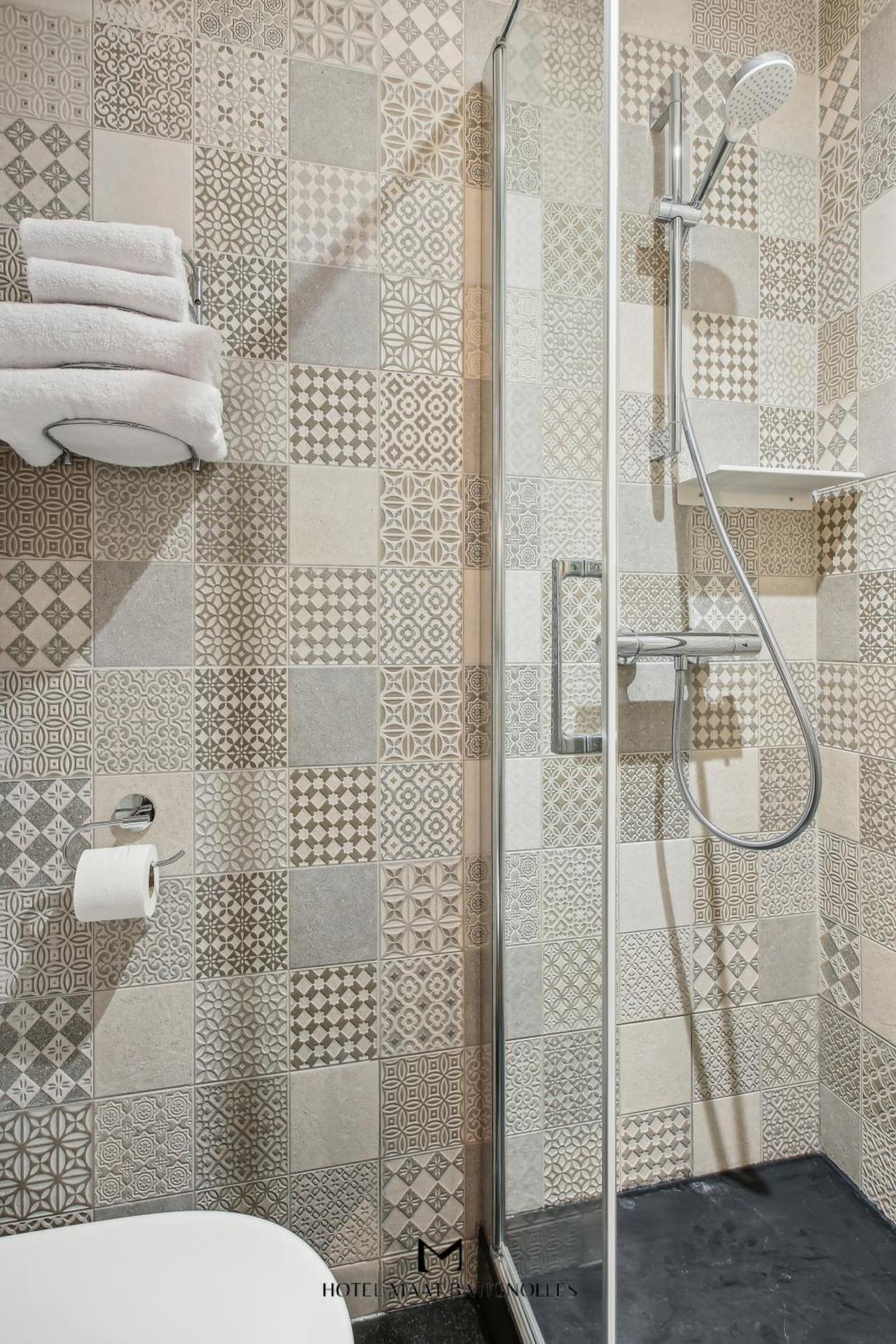 Hotel Maat Batignolles Paris Luaran gambar